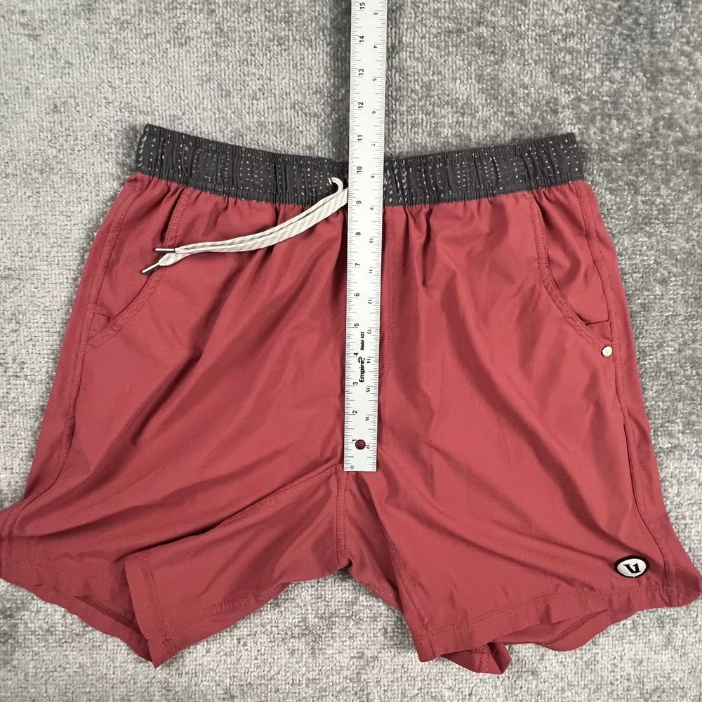 Vuori Kore Short V338 Terracotta Red Unlined Athletic Shorts Run Mens Size L